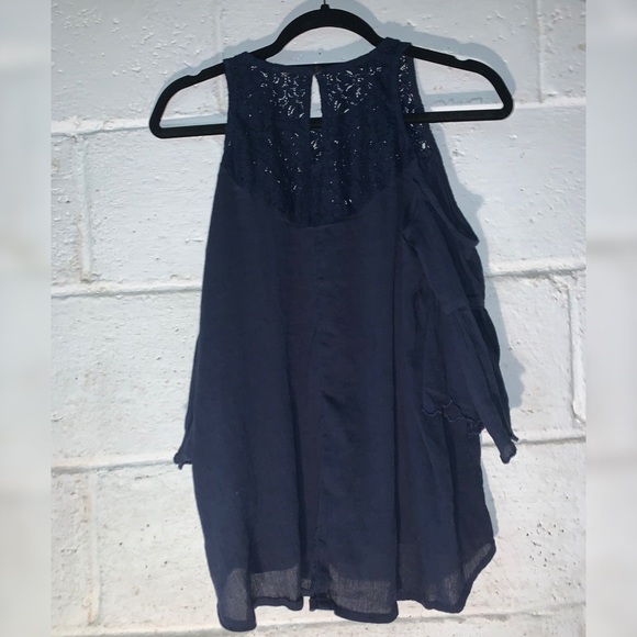 Navy Blue Cold Shoulder Lace Top! - Picture 4 of 5